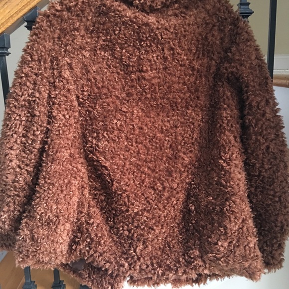 Fabulous Brown H&M Faux Fur Coat NWOT/Never Worn - Picture 2 of 2